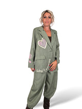 BLAZER BORDADOS Y HOMBRERAS