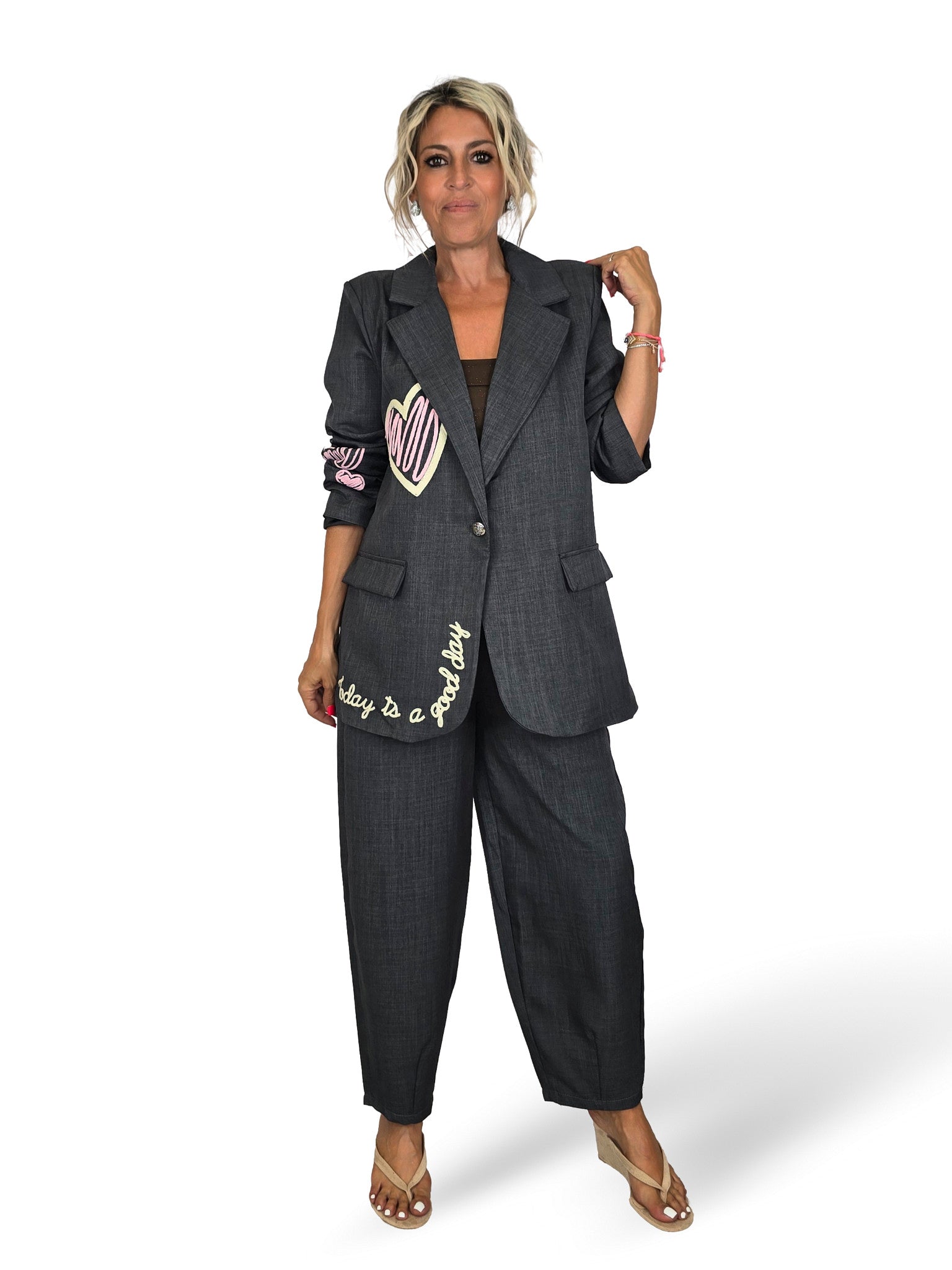 BLAZER E SPALLE RICAMATE
