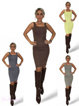 GERIPPTES REDUZIERTES KLEID