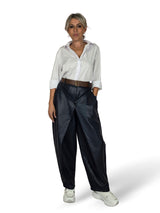 PANTALONI URBAN IN PELLE INCROCIATA