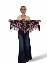 ÉCHARPE EN SATIN IMPRIMÉ FRANGES