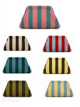 BOLSO CLUTCH RAYAS