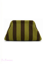 BOLSO CLUTCH RAYAS