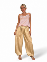 Dessous-Top mit Guipure-Ausschnitt