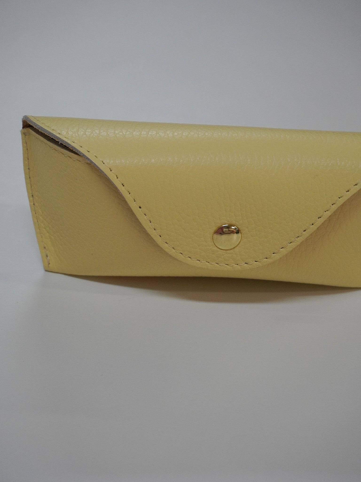 Brillenetui aus Leder