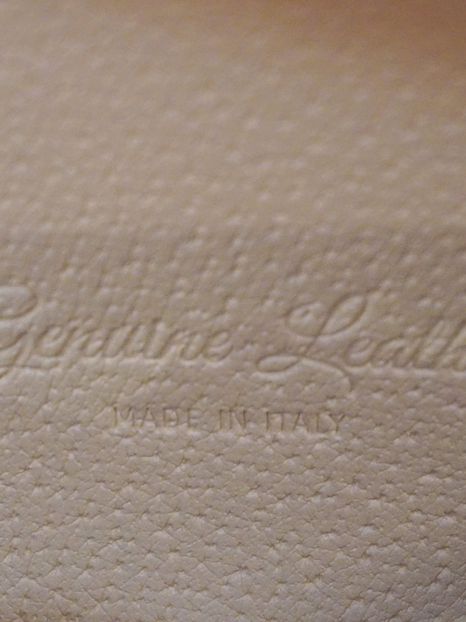 Brillenetui aus Leder