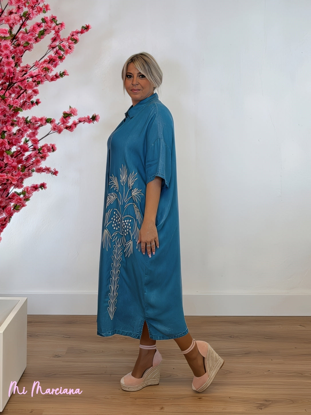 VESTIDO MAXI MIDI TENCEL COM ESTAMPA DE PALMEIRA