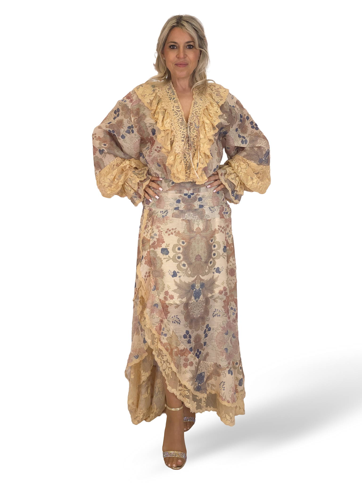 Conjunto de linho estampado e renda