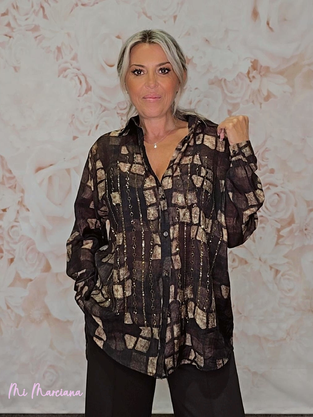 CAMISA ESTAMPADA  GEOMETRICA STRASS JOT