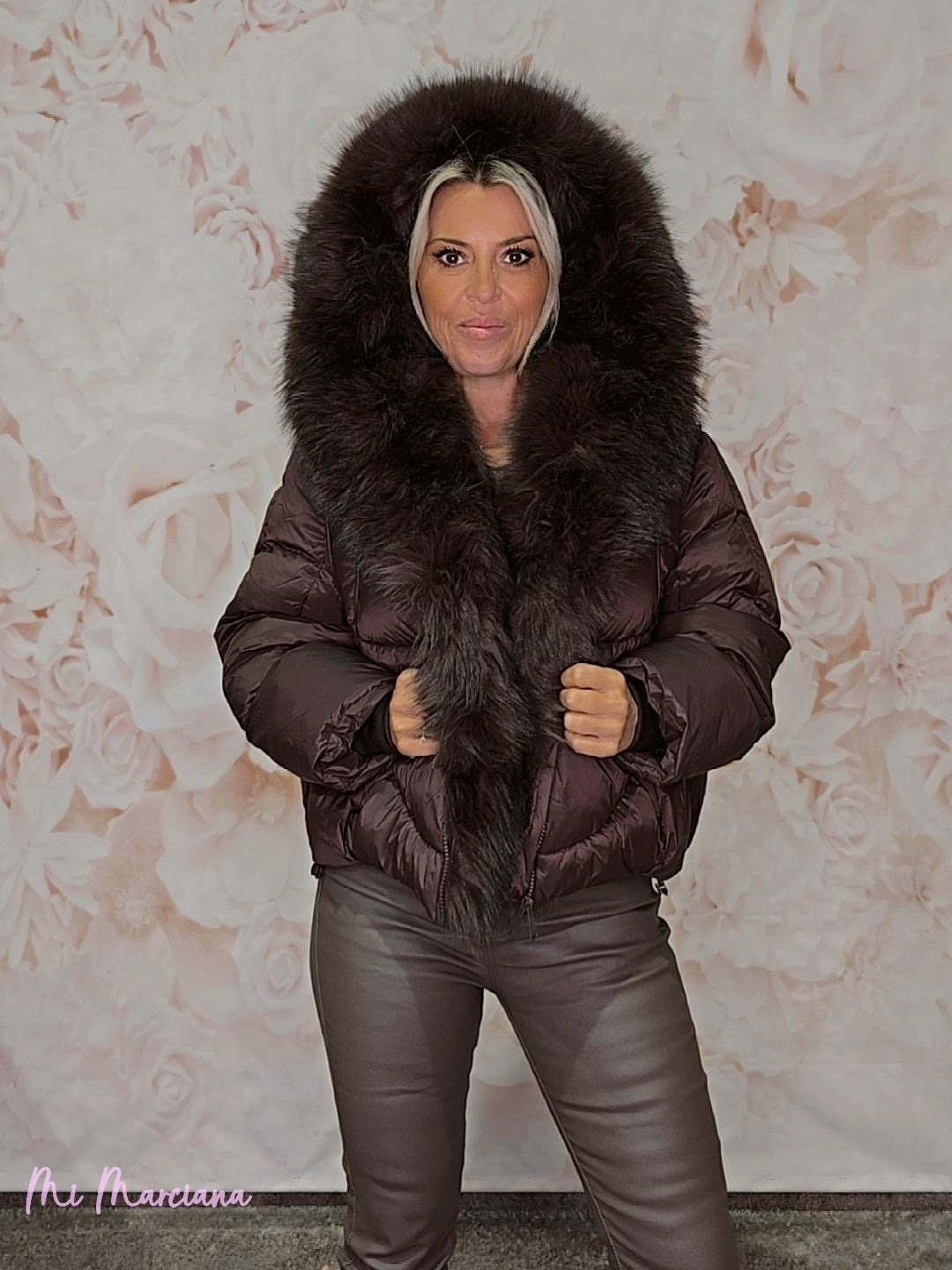 ABRIGO ANORAK PELO CAPUCHA JOT