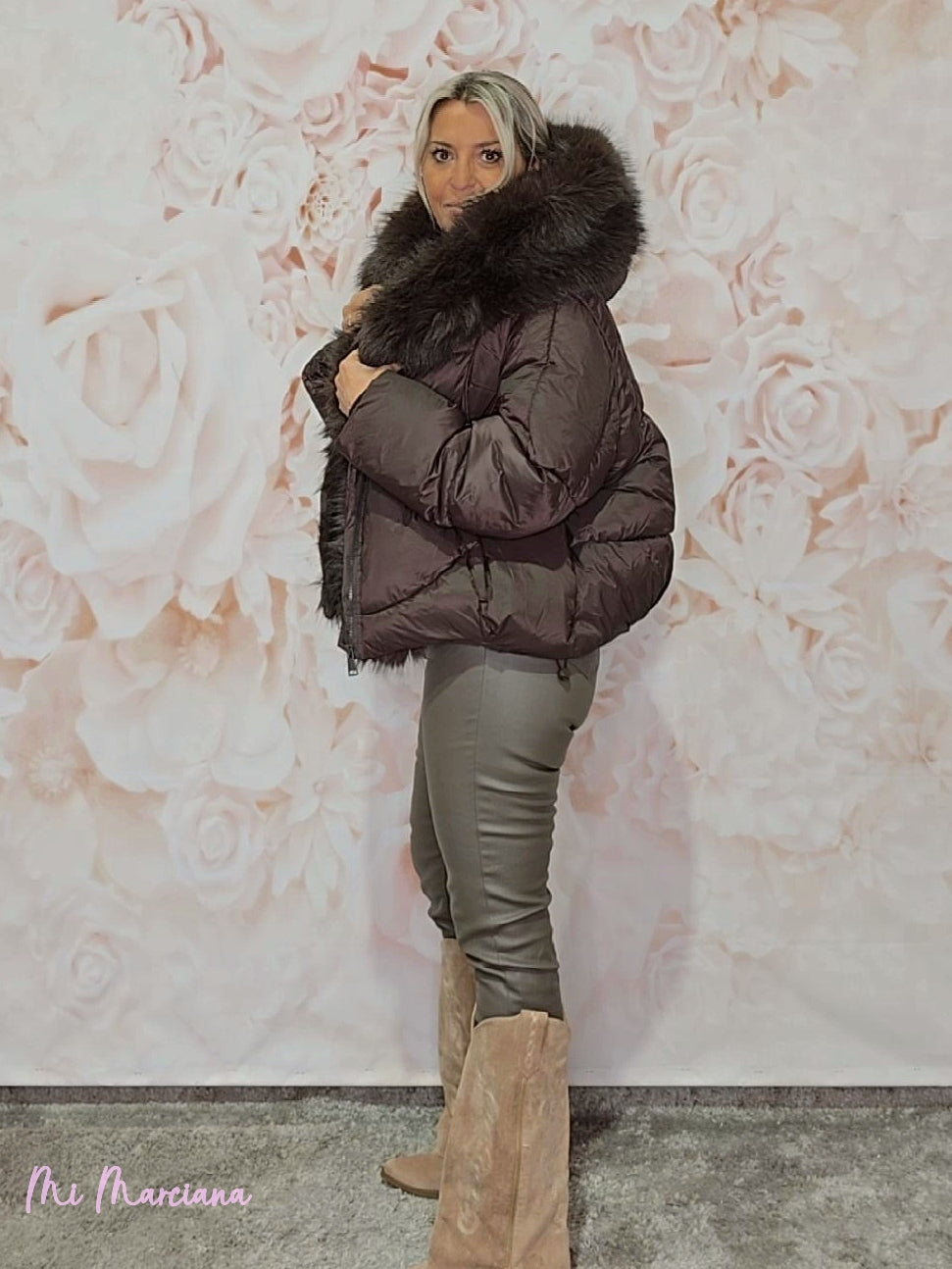 ABRIGO ANORAK PELO CAPUCHA JOT