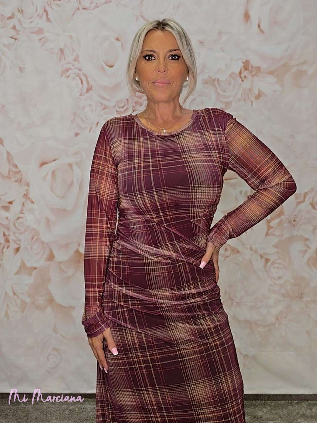 ABITO IN TULLE A SCACCHI