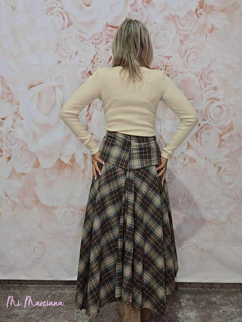 JOT PLAID SKIRT