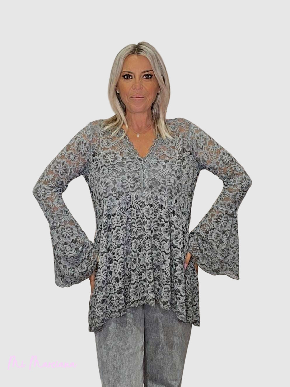Blusa de renda JOT