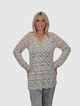 CAMISETA ENCAJE ESCOTE PICO JOT