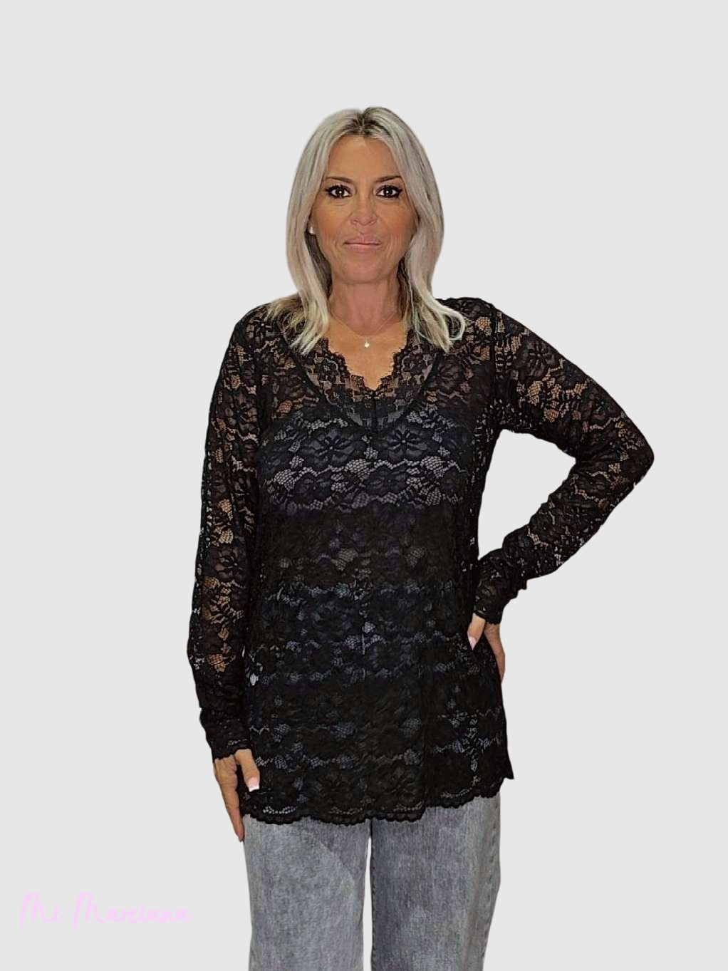 CAMISETA ENCAJE ESCOTE PICO JOT