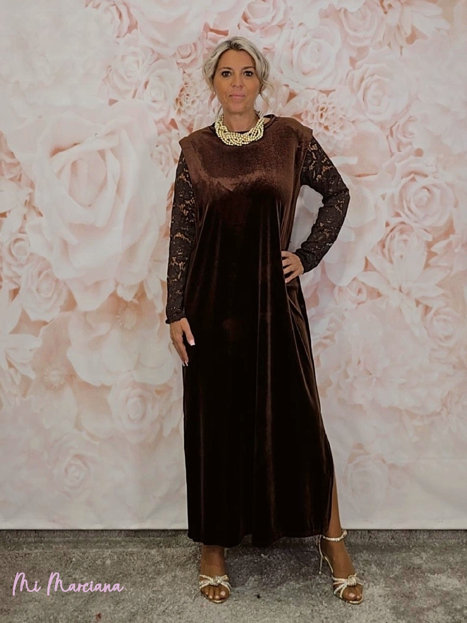 ABITO LUNGO IN VELLUTO CON MANICHE IN PIZZO JOT