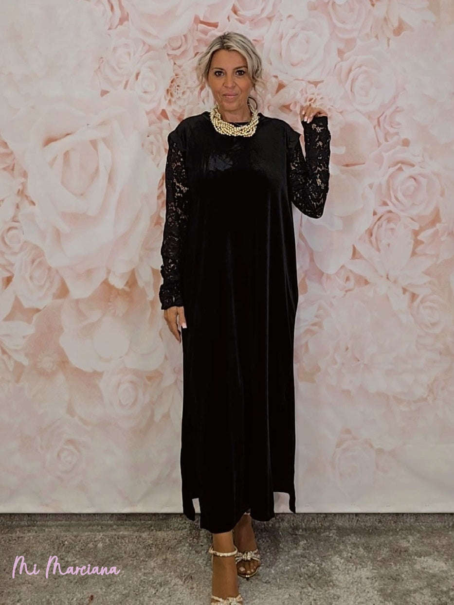 ABITO LUNGO IN VELLUTO CON MANICHE IN PIZZO JOT