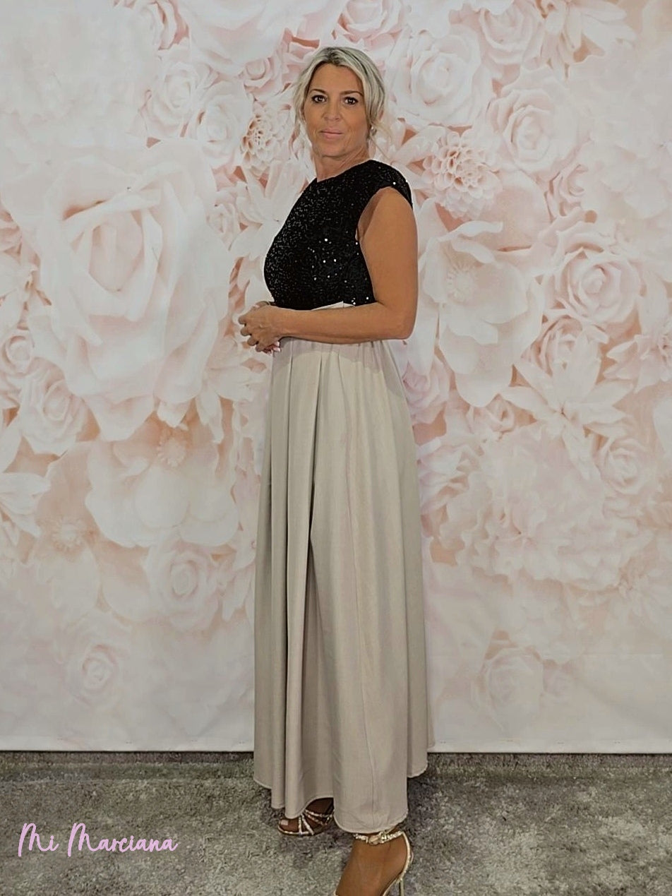 ABITO COMBINATO CON SPALLINE E PAILLETTES