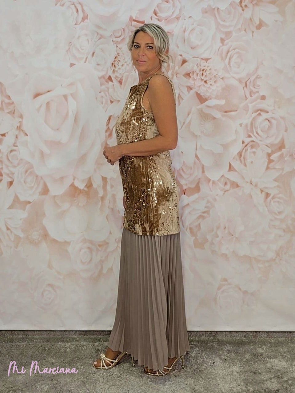 ABITO PLISSETTATO CON PAILLETTES COMBINATE