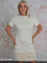 VESTIDO CURTO DE PELE TRICÔ