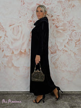 VESTIDO LONGO DE VELUDO COM DECOTE EM CASCATA JOT