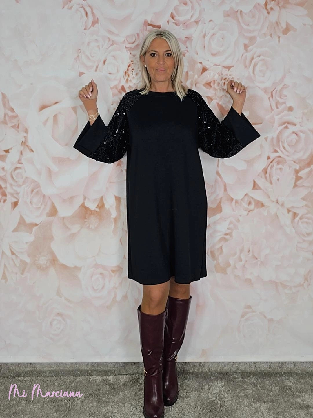 VESTIDO DE PAETÊS OVERSIZED
