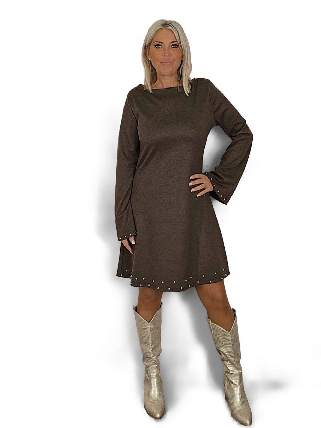 VESTIDO SINO COM TACHAS