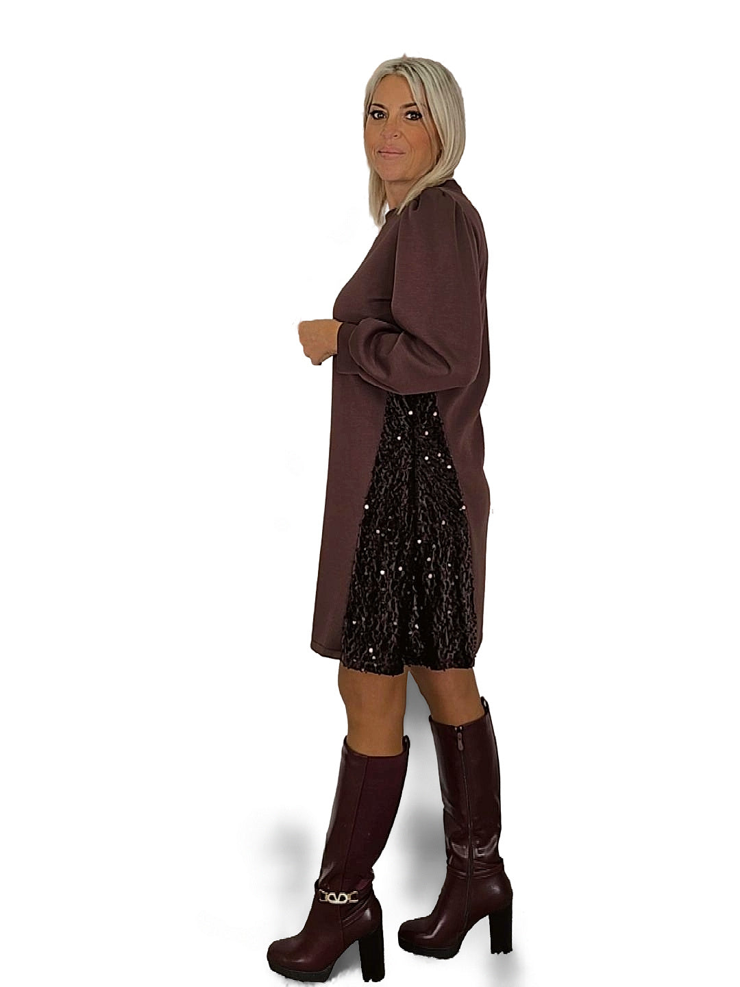 VESTIDO DE PAETÊS COM RISCAS LATERAIS