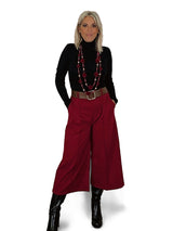 PANTALÓN CORTO CON CINTURÓN