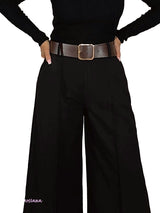 PANTALÓN CORTO CON CINTURÓN