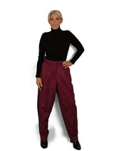 PANTALÓN ANTELINA CORTES JOT