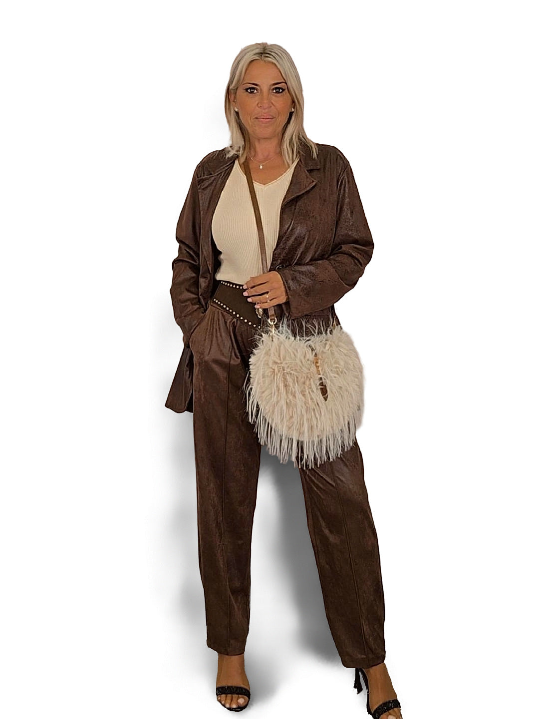 BROWN AGED SUEDE SET