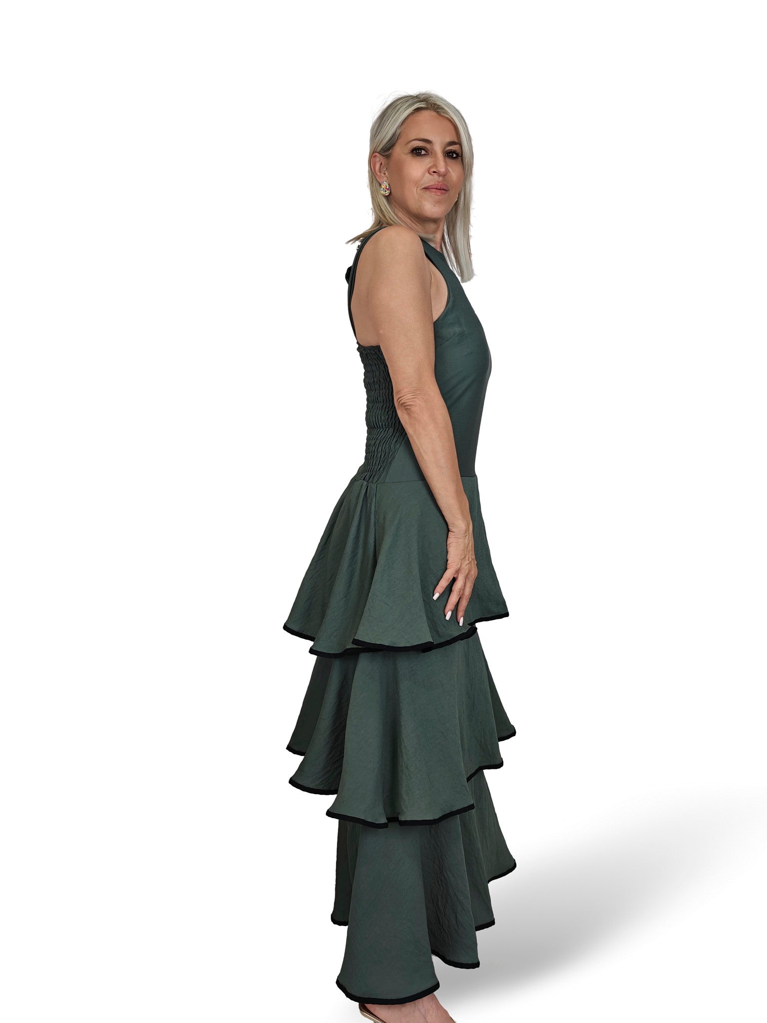 VESTIDO VOLANTES ESPALDA NIDO ABEJA