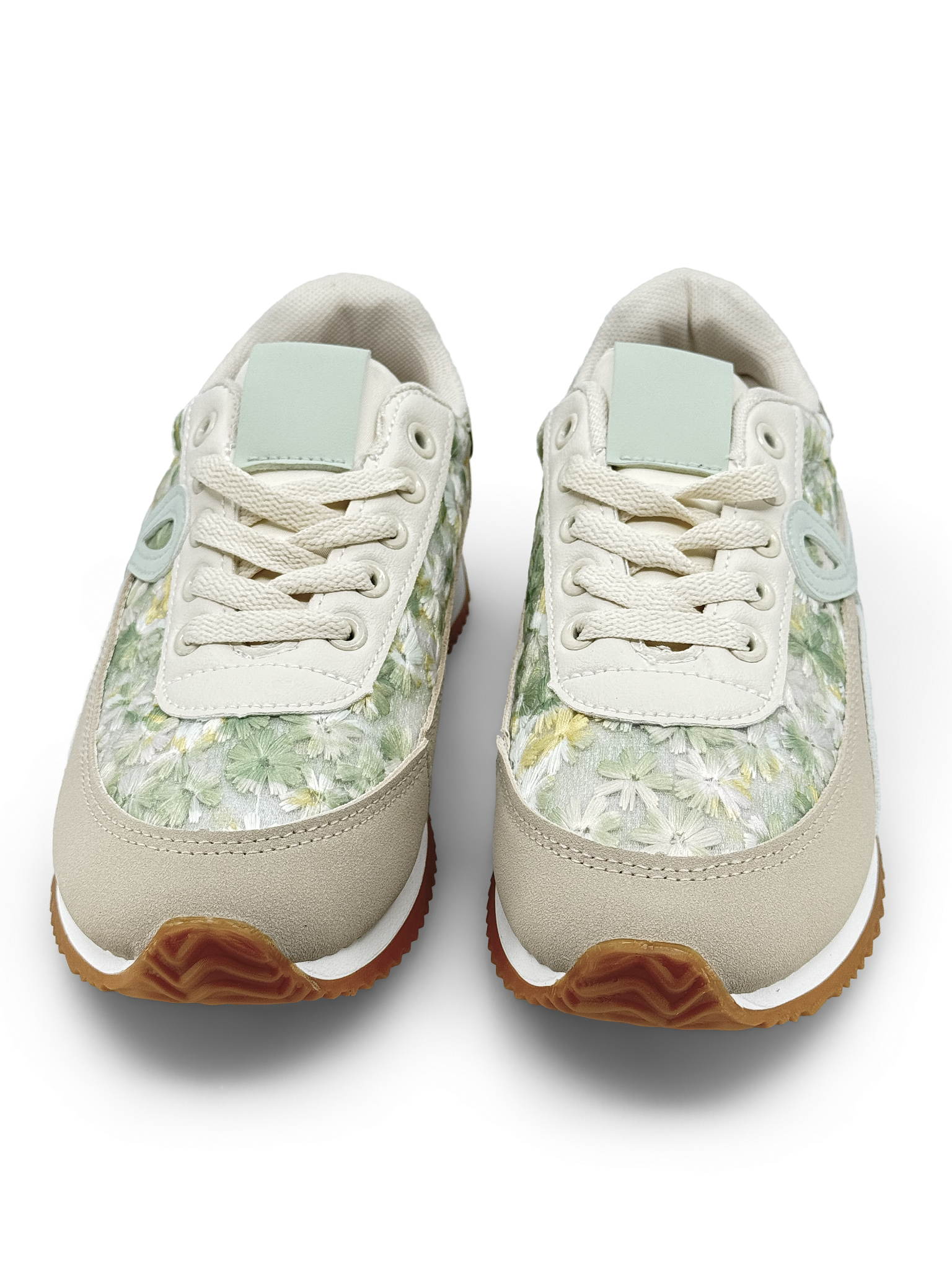 TÊNIS RETRÓ COM ESTAMPA DE FLOR