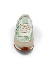 TÊNIS RETRÓ COM ESTAMPA DE FLOR