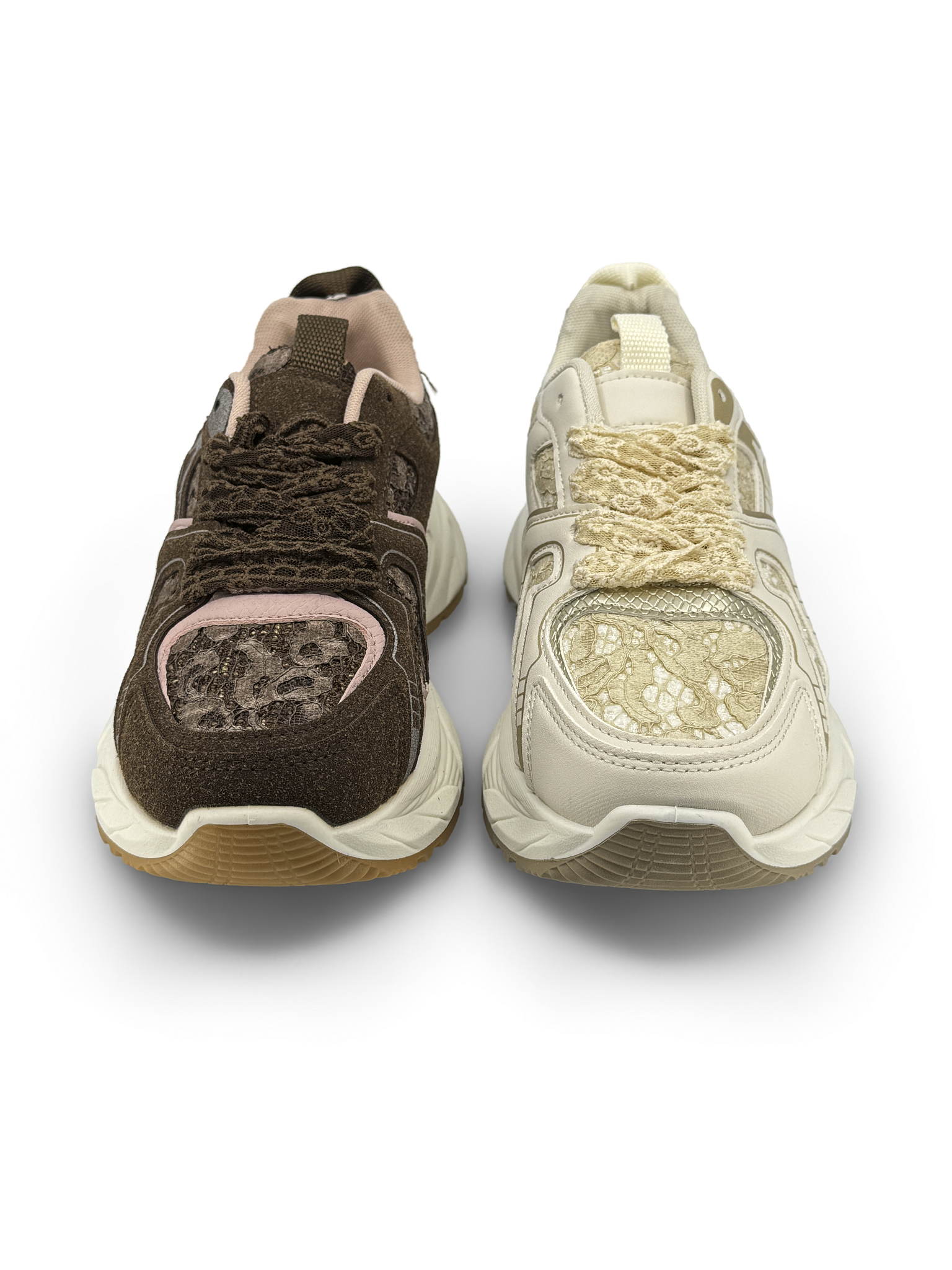 SAPATOS COM CADARÇO