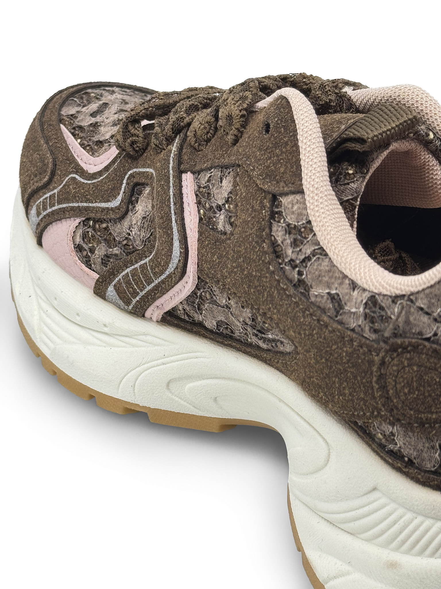 SAPATOS COM CADARÇO