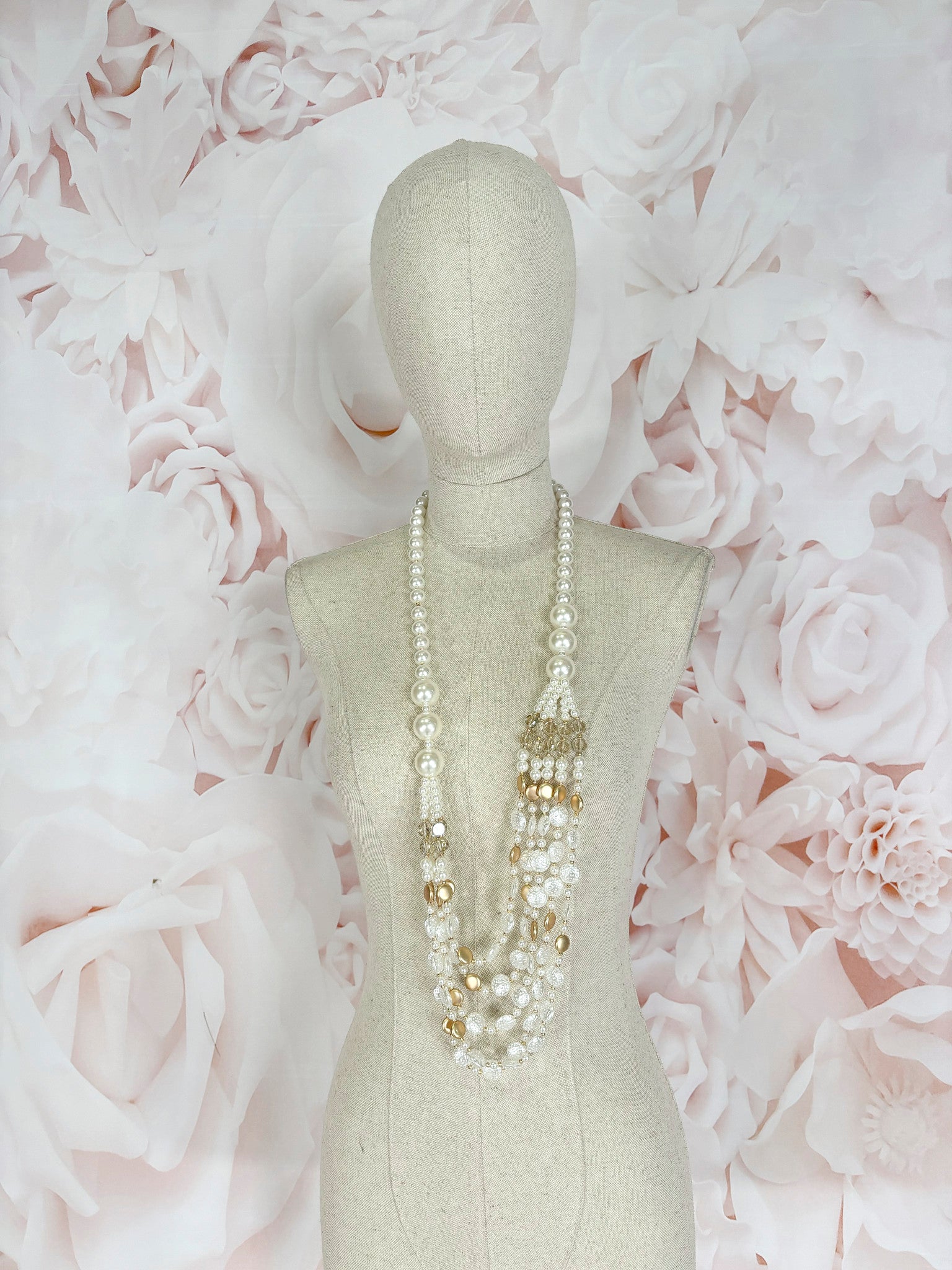 COLLAR PERLA BLANCO Y DORADO