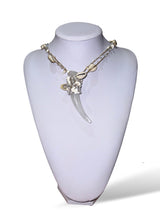 COLAR DE FANG DE QUARTZO