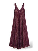 ROBE EN DENTELLE ORIENTALE