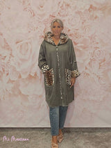 ABRIGO PIEL VUELTA ANIMAL PRINT JOT - Mi Marciana