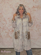 ABRIGO PIEL VUELTA ANIMAL PRINT JOT - Mi Marciana