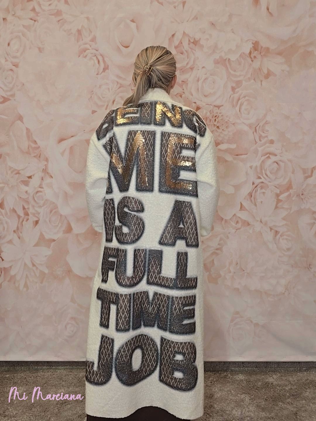 ABRIGO RIZO LETRAS - Mi Marciana