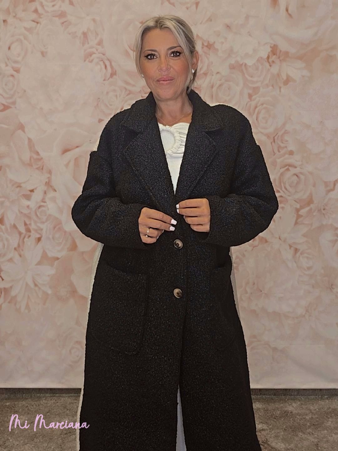 ABRIGO RIZO LETRAS - Mi Marciana