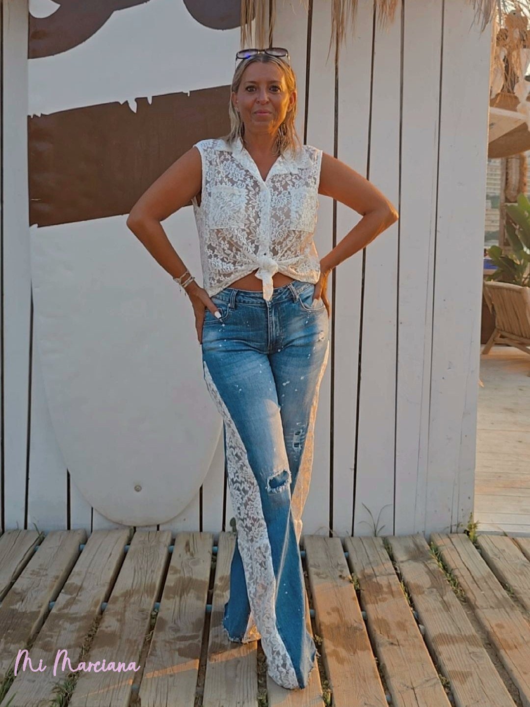 CAMISA DE ENCAJE SIN MANGAS BLANCA - Mi Marciana