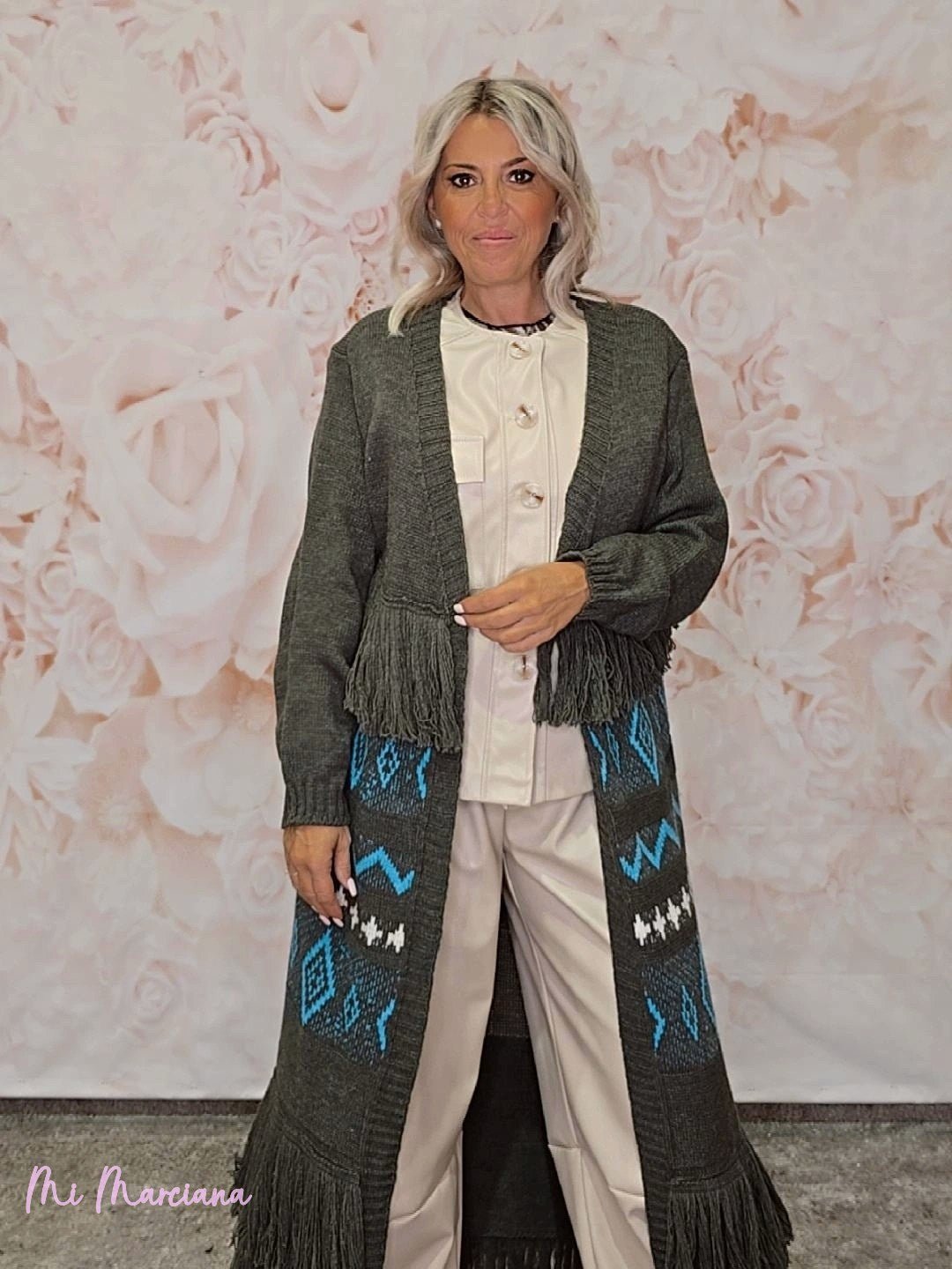 CÁRDIGAN LARGO PUNTO FLECOS - Mi Marciana