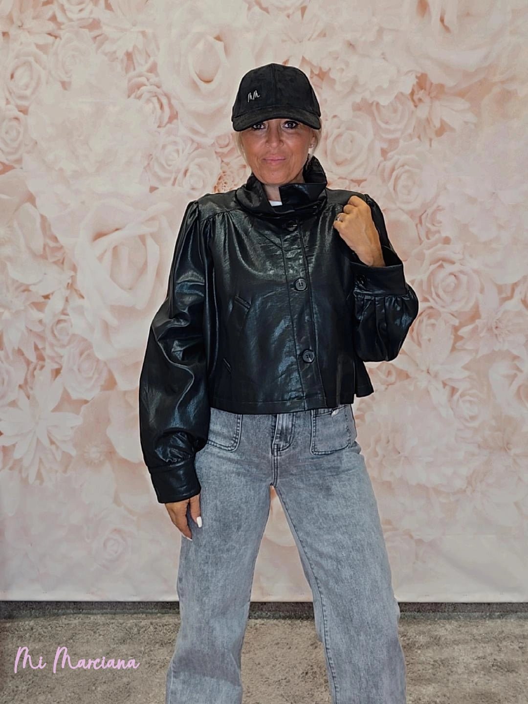 CHAQUETA CORTA POLIPIEL NEGRA - Mi Marciana