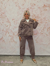 CHAQUETA GABARDINA CORTA LAVADA MARRON - Mi Marciana