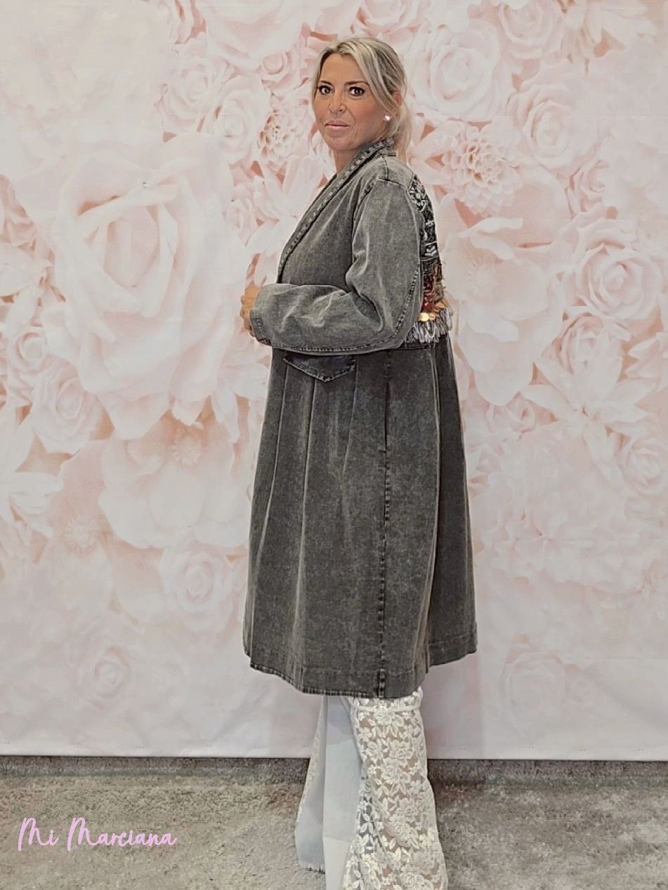 CHAQUETA KIMONO BORDADA JOT - Mi Marciana